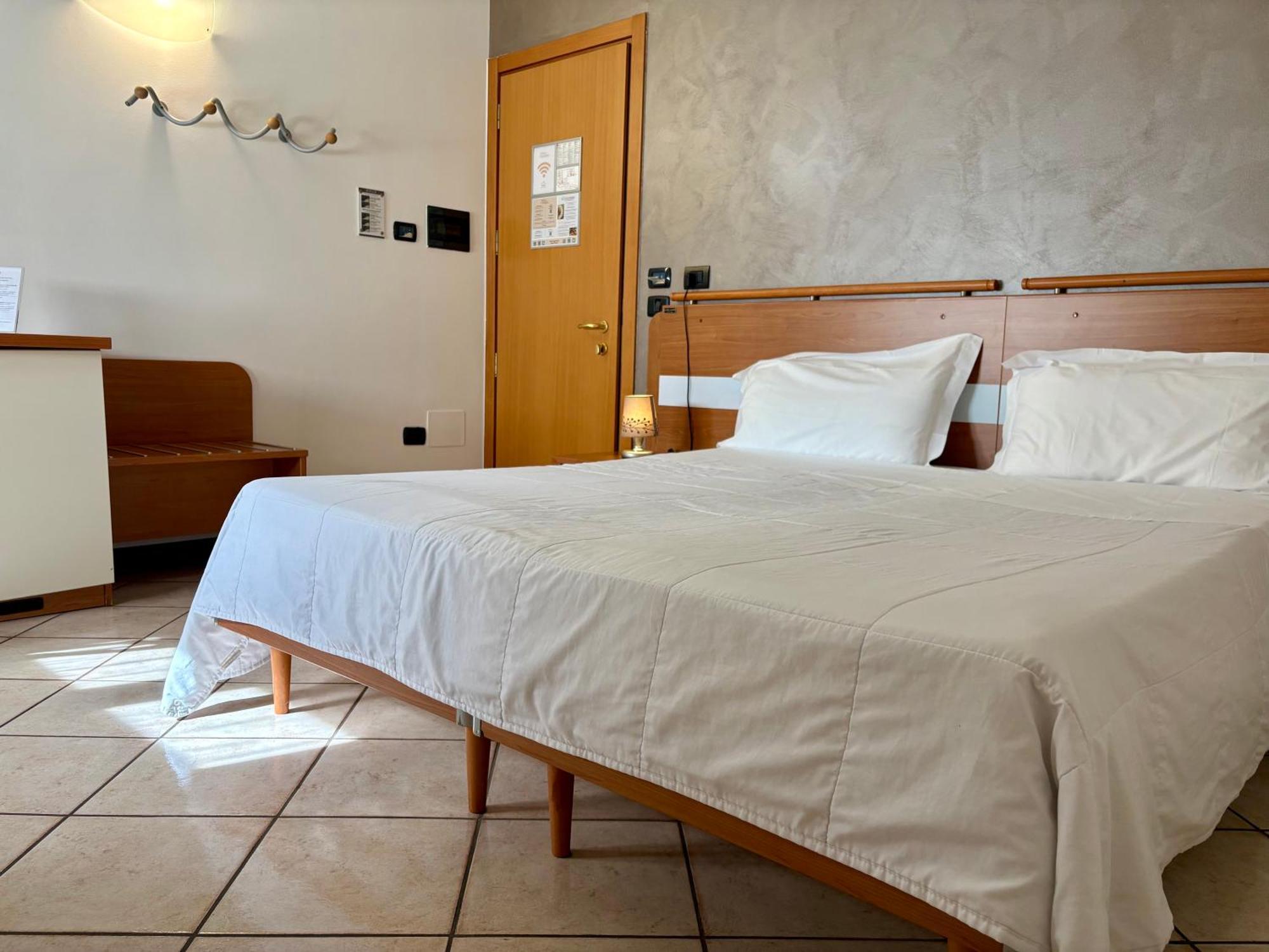 Sole Della Franciacorta - Hotel & Restaurant Capriolo Экстерьер фото